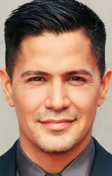 Джей Эрнандес